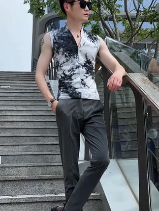 #夏季穿搭 #帅气穿搭 #型男穿搭 #男生穿搭 #穿出高级感 @巨量千川