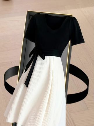 #一击即中的夏日穿搭#夏季干净风穿搭#用带走了我的天真打开御姐穿搭#用度假风拿捏夏日松弛感#这个夏天如何摆脱穿搭廉价感@DOU+上热门@抖加🔥上热门🔥dou+🔥热点宝