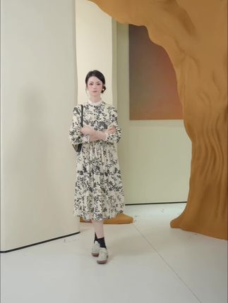 直播中#秋季上新 #秋季主打简单干净氛围感 #早秋松弛感穿搭 #Ein #早秋姐感穿搭气质顶满