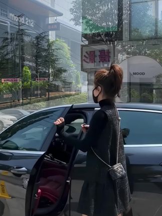 小香风马甲裙套装2025年新款街头风时尚百搭宽松遮肉显瘦连衣裙#早秋通勤出游穿搭一起拿捏#初秋一周不重样穿搭#早秋穿搭三分钟出门不是梦#马甲连衣裙#高级感穿搭