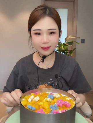 中午好