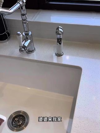 奶油风可挂式水槽沥水篮,过滤残渣清洗水果超实用! #厨房水槽 #可挂式设计 #厨房好物 #水果清洗篮 #水槽滤水篮