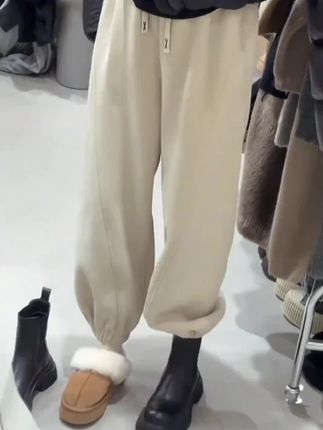 2025冬季欧货女人鱼线洋气宽松慵懒风休闲束脚运动裤加绒卫裤纯色洋气百搭卫裤#卫裤 #加绒卫裤 #天冷加衣 #谁穿谁好看 #显高显瘦显腿长