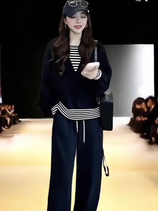 2025秋季新款,假两件针织上衣女阔腿裤两件套套装女#休闲减龄穿搭 #时尚潮流穿搭 #时尚休闲套装