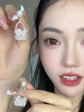 #耳环搭配 #耳钉 #饰品控 #美出高级感 #时尚耳环