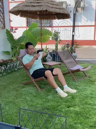 每天清晨躺在院子里,太舒适了#家居好物 #躺椅#庭院家居#庭院生活