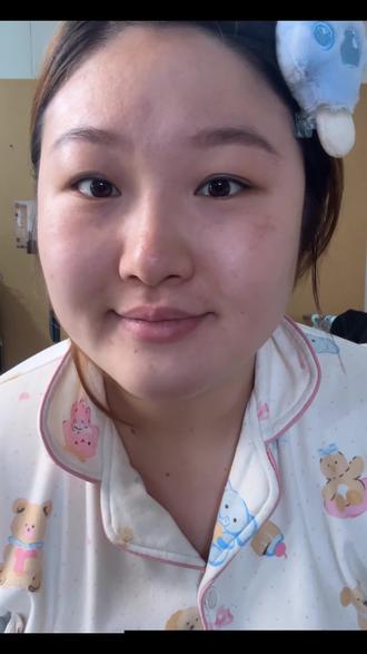 170/170斤|小宝们要的美妆视频来啦 当穿搭博主第一次尝试录制美妆视频 不足的地方多多包涵哈哈哈哈#美妆跟练 #普通女生化妆 #新手练妆教程 #练妆过程 #穿搭博主