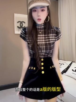 【意模【薇薇高端欧货】秋季设计百搭高腰金扣字母丝绒短裤--60970538】#穿出高级感 #面料柔软舒适 #金丝绒短裤 #秋冬穿搭