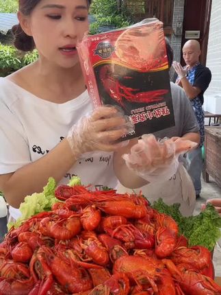 【2025年新虾】湖北武汉油焖麻辣蒜蓉调味小龙虾700克/盒22-25只