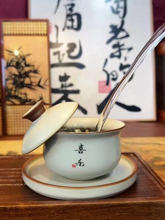 汝窑米黄三才布袋盖碗茶杯可悬停旋转陶瓷单个高档茶杯泡茶具定制#茶叶 #下午茶 #茶生活 #茶友 #喝茶