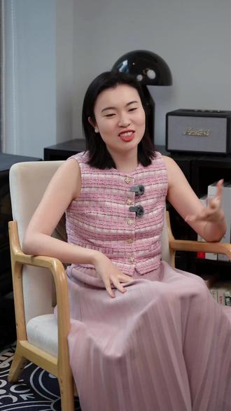 读香港副学士,世界前100名校随便进 高考成绩不理想,或者本科背景一般,怎么逆袭世界前100名校?
别只盯着香港本地本科死磕了!香港副学士其实是一个极好的“隐形跳板”。
留在香港升本确实卷(GPA要求高),但如果你拿着副学士成绩去申请英国、澳大利亚的名校(比如曼大、华威、KCL),你会发现人家不仅高度认可,甚至可能比直接上大一的学生更受青睐!只要不挂科,世界前100大门为你敞开。
戳视频,看懂这个信息差,想跳哪里跳哪里!👇
#香港副学士 #留学信息差 #香港 #香港教育 #留学干货