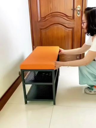 铁博士北欧简约换鞋凳 铁博士北欧简约换鞋凳 铁博士北欧换鞋凳简约现代门口穿鞋凳子沙发凳试鞋家用轻奢长条凳,颜值高# 换鞋凳 # 高档大气上档次 # 居家好物 # 入户鞋柜@巨量千川 @DOU+小助手 @DOU+上热门