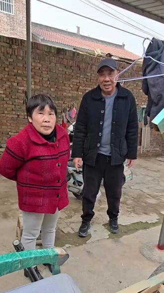 南王村到家帮粉丝大哥解决问题#雅迪电动车 #小董乡雅迪电动车 #小董乡阿电 #小董乡阿电救援 #武陟县小董乡雅迪阿电电动车 @DOU+小助手 @海隆车城