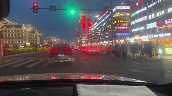 东北目前没有张首芳,所以别整嫡长女,小臭屋一排排,一载歪,买点砂糖橘,让你奶给你点烟内出了!实惠的向雪饼猴看齐做一个地道的推荐官挺好!@王铁柱(雪饼猴🐒) #网红墙打卡