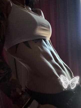 知道这辈子为什么我是女人吗,因为我屌爆了#腹肌马甲线 #马甲线 #腹肌 #虐腹马甲线 #荷尔蒙