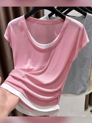 粉白低领插肩袖短袖T恤女夏季新款褶皱收腰显瘦打底衫假两件内搭#上热门#夏季新款@DOU+小助手 #新款上新