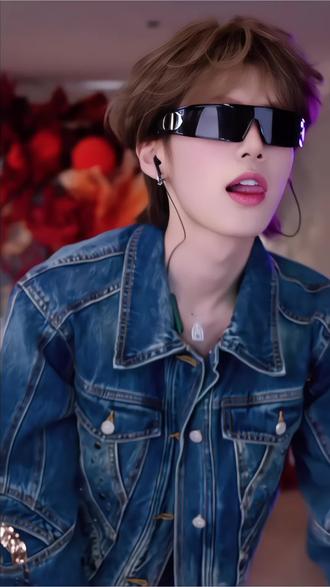 比眼泪先来的是哥哥的胸膛~@孙恩盛 #孙恩盛 #恩盛723 #meeynara舞蹈 #浅帅一下 #卡点舞