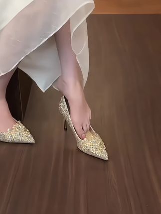 #穿出高级感 #备婚鞋子 #婚鞋 #婚鞋准备 #高跟鞋女高级感 @DOU+上热门 @DOU+小助手