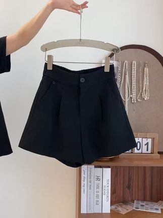 【2025夏季薄款休闲西装胖妹妹mm小个子松紧腰短裤女款夏天】#夏季穿搭 #夏季必备 #夏季新款 #穿搭技巧 #穿搭日记