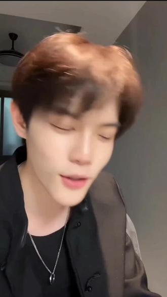 真的很期待六人团综,天使投资人快快降临吧 #刘聪小肥肥 #小朱不在外太空 #青平 #雨子耶 #上热门 @小肥肥. @爱抱抱阿富 @小朱不在外太空 @青平 @雨子耶 @漂亮小媛 @周楚轩