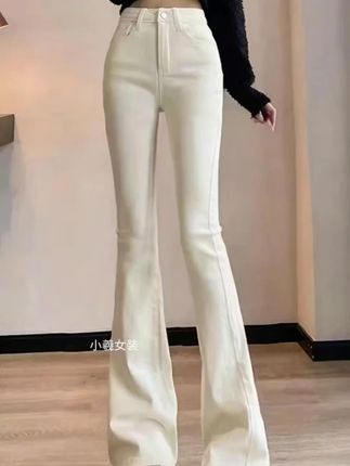 #秋季穿搭 #白色裤子 #无限回购的宝藏单品 #微喇牛仔裤 #在抖音入手的好东西 @抖加🔥上热门🔥dou+🔥热点宝