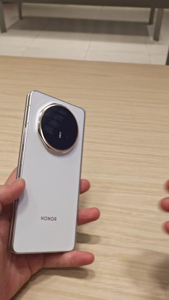 #荣耀magicv6 单个软件怎么全屏 ?#折叠屏使用技巧