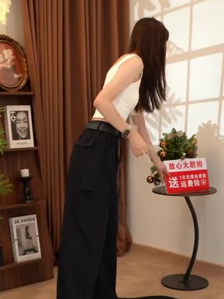 穿出韩系潮范儿,秋冬工装裤让你轻松炸街! 姐妹们!秋冬穿啥?这款外套运费险超划算!可以放心入了!#秋季穿搭#早秋穿搭#外套穿搭#休闲减龄穿搭#被秋日氛围感穿搭拿捏了