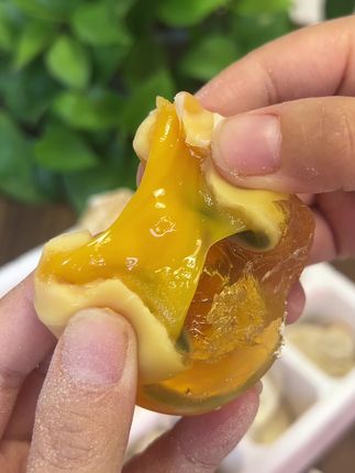 河南特色美食#溏心变蛋 新鲜鸡蛋、一口爆浆、越吃越香、Q弹鲜嫩,正宗河南家乡味! #家乡的味道 #优质农产品 #超便宜超划算 #河南溏心变蛋