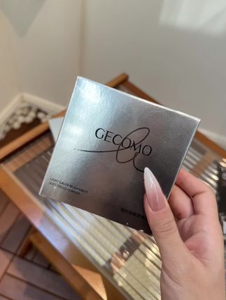 自从有了它,底妆牢牢扒在脸上!化妆总是卡粉斑驳脱妆爱出油的姐妹真的快闭眼冲这个三合一柔焦粉饼的大羊毛,到手足足20g大容量!巨巨实用#定妆 #粉饼 #种草 #自用好物分享