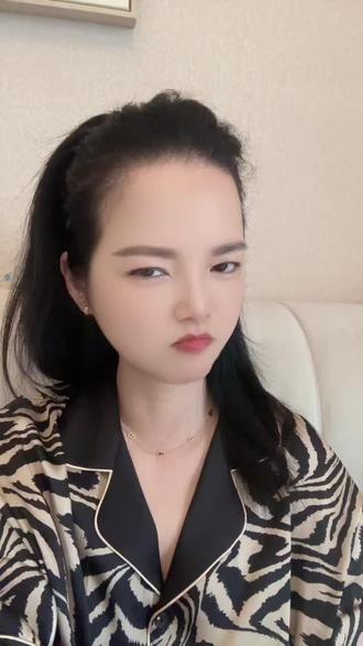 谁来和我一起过六一,凭我的智商我一定能喝到娃哈哈和旺仔😂