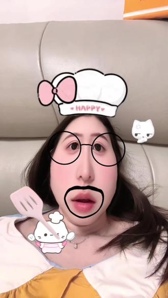 之前买一件的价格,现在都能买两件了,爆火的威廉波点粉色的小衣服可太好看了,下面随便打都不会出错,现在价格太优惠了,如果点到还是十几20块钱,赶紧下一单#波点吊带设计 #辣妹波点上衣 #纯欲收腰短袖 #纯欲风修身上衣 #蕾丝纯欲望修身上衣