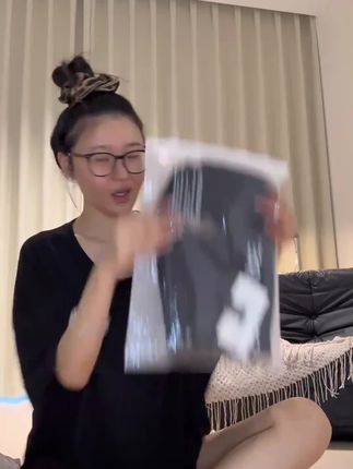 灰色西装短裤女黑色短裤夏季外穿爆款2025新款高腰显瘦女团热裤#辣妹穿搭#短裤#西装裤#ootd穿搭#谁穿谁好看