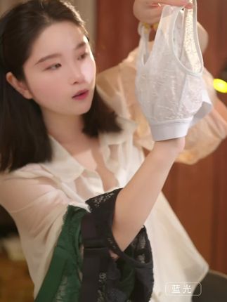 超薄蕾丝兔耳朵美背#甜美穿搭 #每日分享