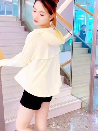 拒绝“黑煤球”!这款防晒衣,夏日“美 白秘籍”一键get#防晒衣#户外服装 #夏日防晒 #穿出高级感 #防晒