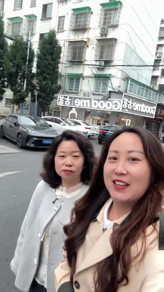 衢州本地人都爱来了一家地道的衢州特色小吃,就是马站底的这家老杜酱果#衢州#马站底#鸭头#衢州特色#衢州小吃