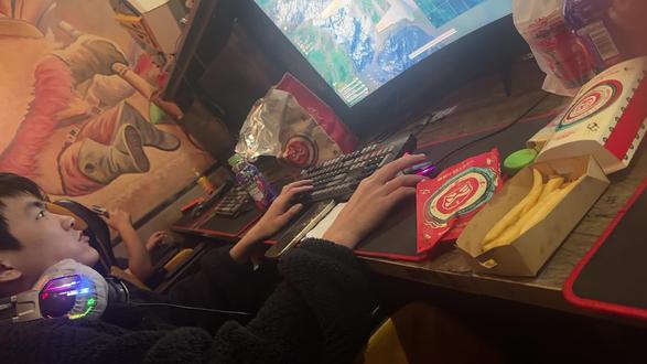 来认领一下。哪里来的夜壶#牛逼哥