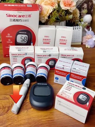 你们平时测血糖是用第一滴血?还是第二滴呢?哪一个更准确呢!#家用血糖仪 #鱼跃血糖仪 #糖尿病 #血糖仪 #糖友