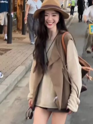 #早秋穿搭公式来了#早秋松弛感穿搭 #美拉德风#出游穿搭 #穿搭