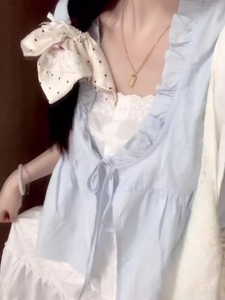 假两件上衣,#夏季穿搭 #夏天该有的样子 #温柔风穿搭 #适合约会穿的仙女裙推荐 #气质仙女裙穿搭