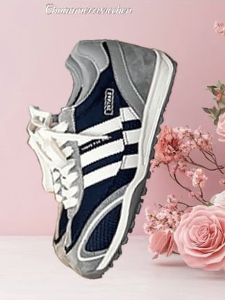 做自己的光。走自己的路。#女鞋 #每日分享 #鞋子 #休闲鞋 #运动鞋