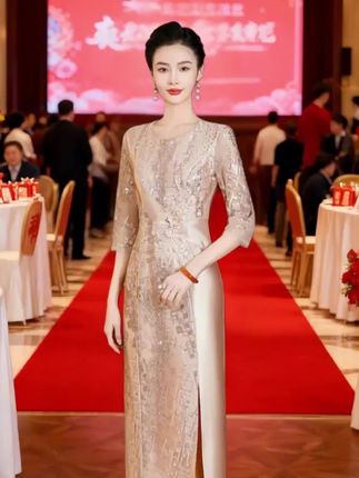 喜婆婆婚宴装高贵香槟色妈妈婚宴显瘦丈母娘礼服洋气#喜婆婆装#丈母娘礼服#妈妈婚宴礼服