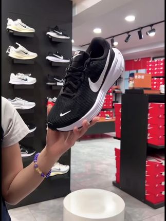 NIKE耐克男鞋 NIKE REVOLUTION 8 舒适运动鞋跑步鞋HJ9198-003