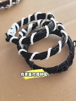 手工艺人的福音!纯手工编织让你的绣品更精致 这个小物件做出来真的太好看了吧!关键还特别实用~快来看看怎么做的吧~#好物推荐🔥 #手工 #纯手工编织 #手工diy #针线活