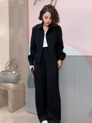2025秋季新款时尚显瘦气质网红高档套装女高级宽松大码百搭两件套#休闲时尚百搭#时尚潮流穿搭#谁穿谁好看#大码女装#秋季新款