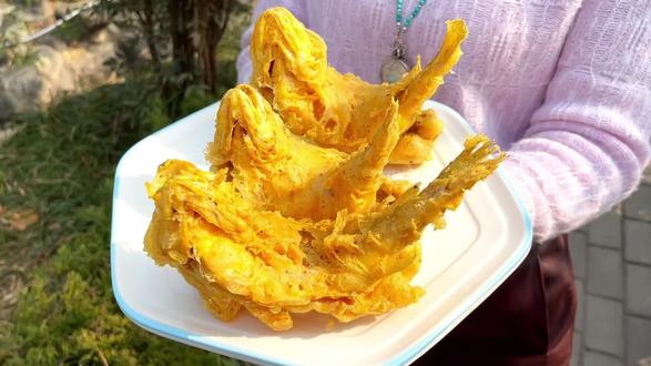 南北方年夜饭谁才是顶流?泰山四季园出招!鱼跃龙门!
#南北方年夜饭谁才是年味顶流 #年夜饭菜单提前曝光了 #年夜饭 #北方年夜饭 #鲁菜