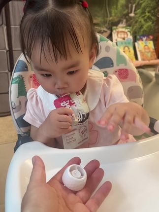 #自主进食的宝宝 #我是小吃货