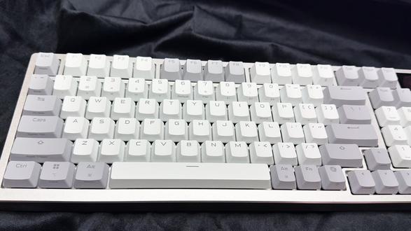 大配列磁轴玩家的终极梦想! #ROG夜魔98HE
#磁轴键盘
#ROG外设
#键盘