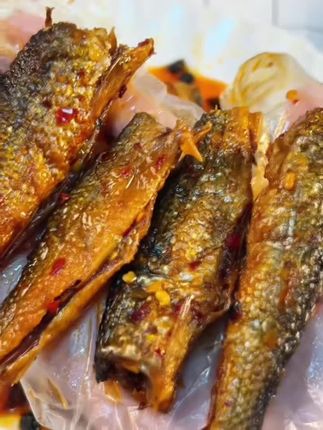 香辣手撕鱼湖南特产劲吖下饭菜小吃休闲零食熟食香辣小鱼仔小鱼干