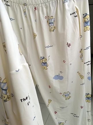 宝妈必备!婧麒月子服太懂了 小孕妇看过来!婧麒这款月子服是孕期产后的贴心之选。 专为孕妇、产妇设计,满足不同阶段需求。春秋穿着正合适,不冷不热。方便哺乳喂奶,轻松解决妈妈们的喂奶困扰。作为家居服套装,舒适度满分,居家时刻都自在。 有它陪伴,月子时光更舒心,宝妈们冲~#舒适家居服 #孕妇哺乳月子服 #婧麒月子服#孕期睡衣#春秋月子服