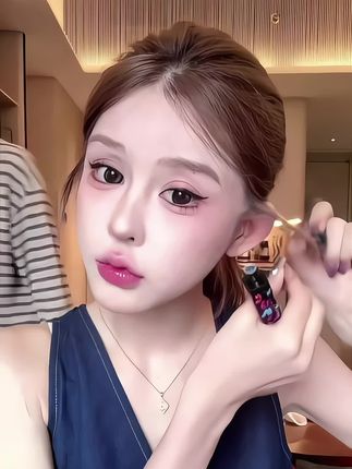 碎发神器打造精致胎毛刘海,减龄还显脸小,清爽不油腻,头发不会乱糟糟!#拯救发际线 #美出高级感 #发型 #胎毛刘海